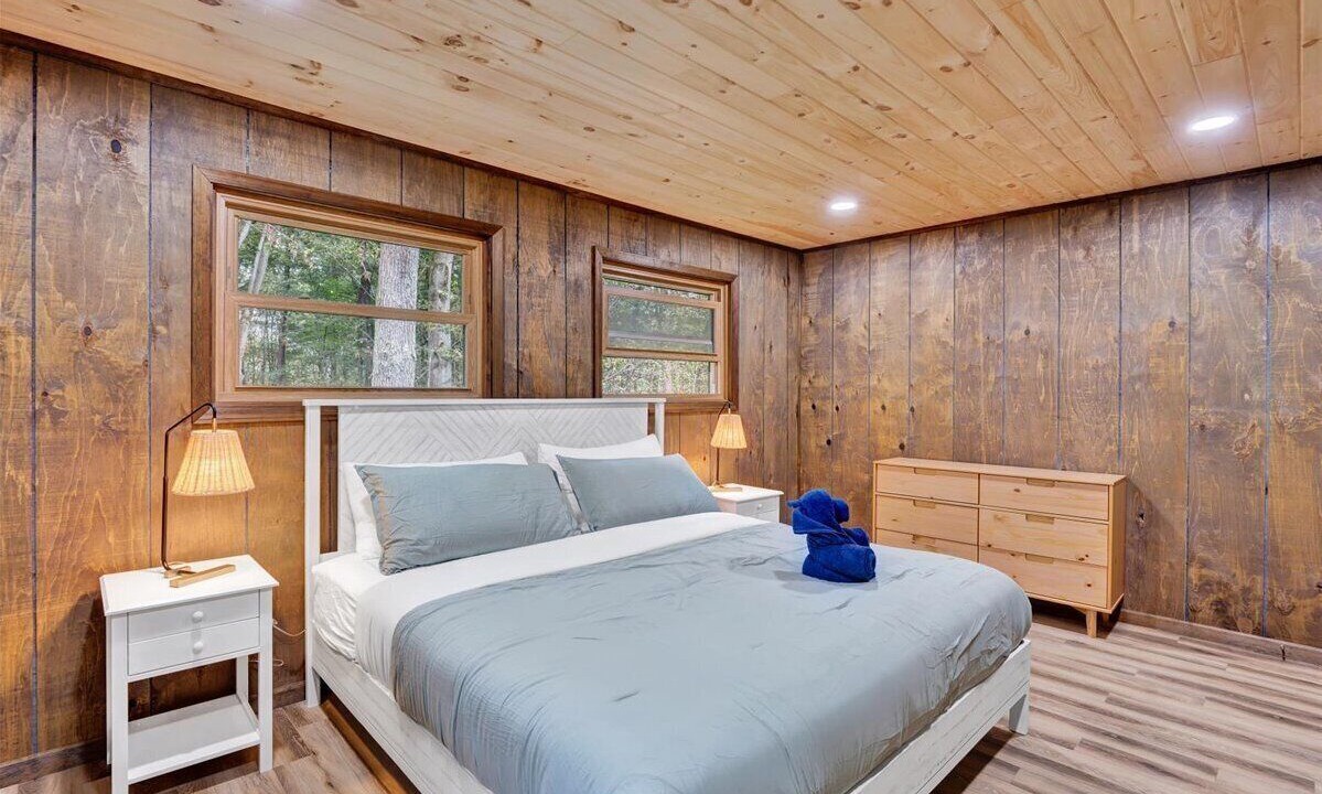 Photo of Bedroom in Gouldsboro