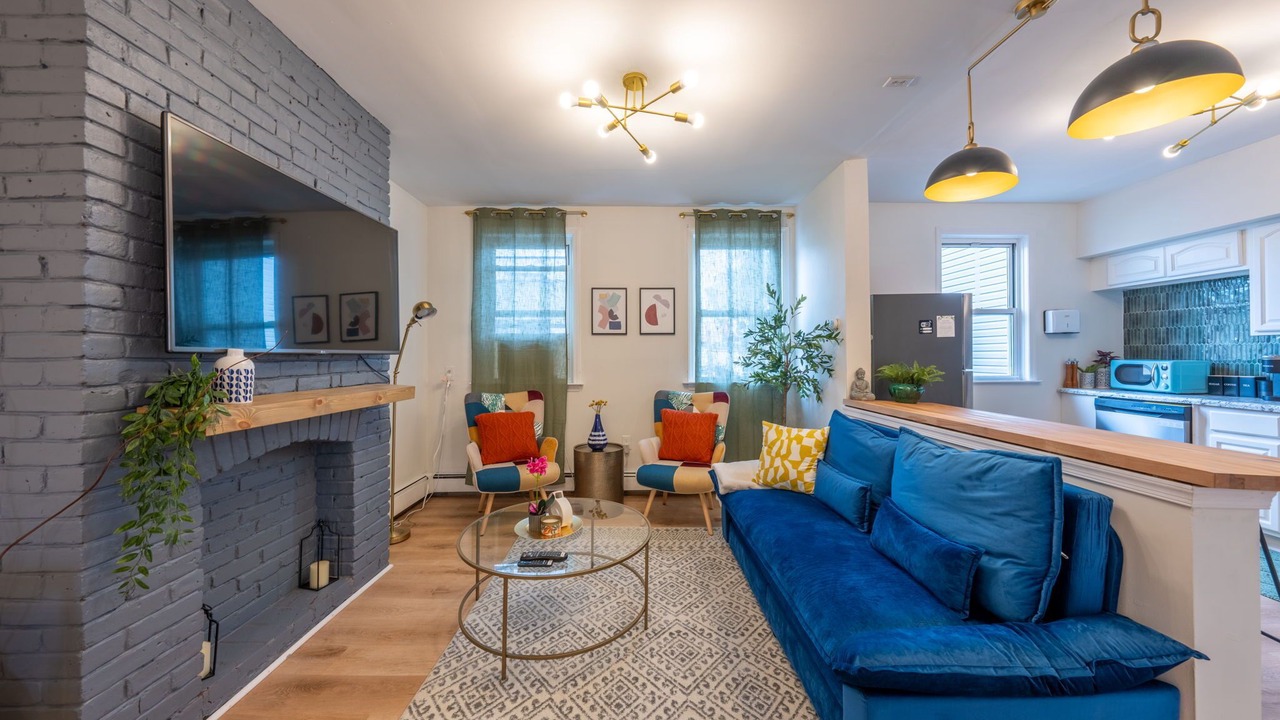 Photo of Livingroom in The Heights