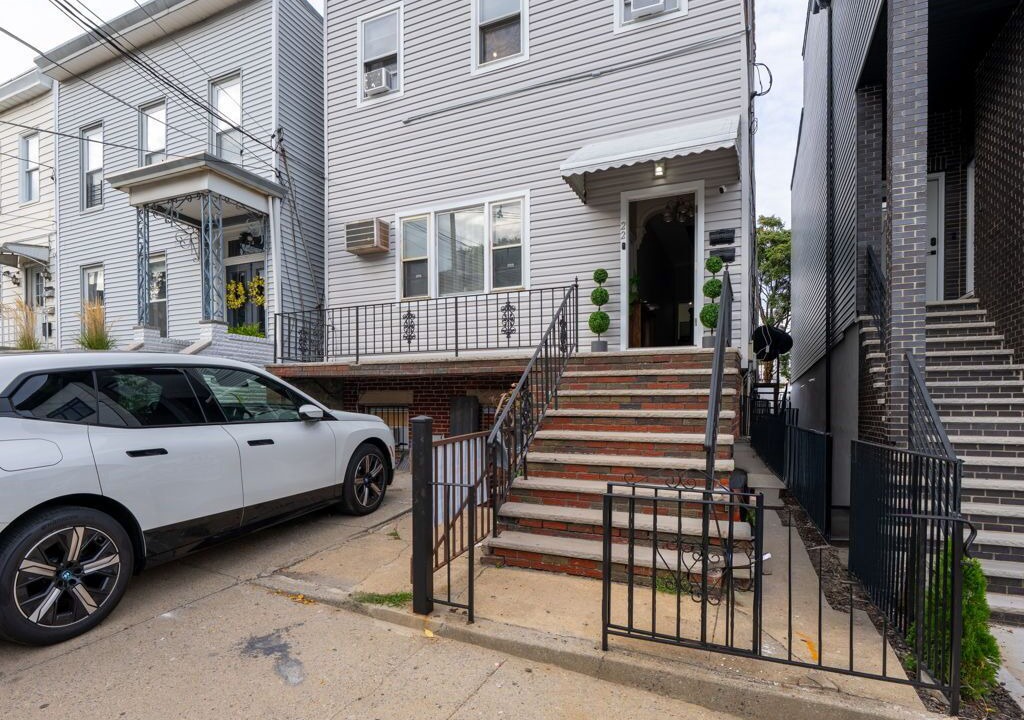 Photo of Outdoor in The Heights