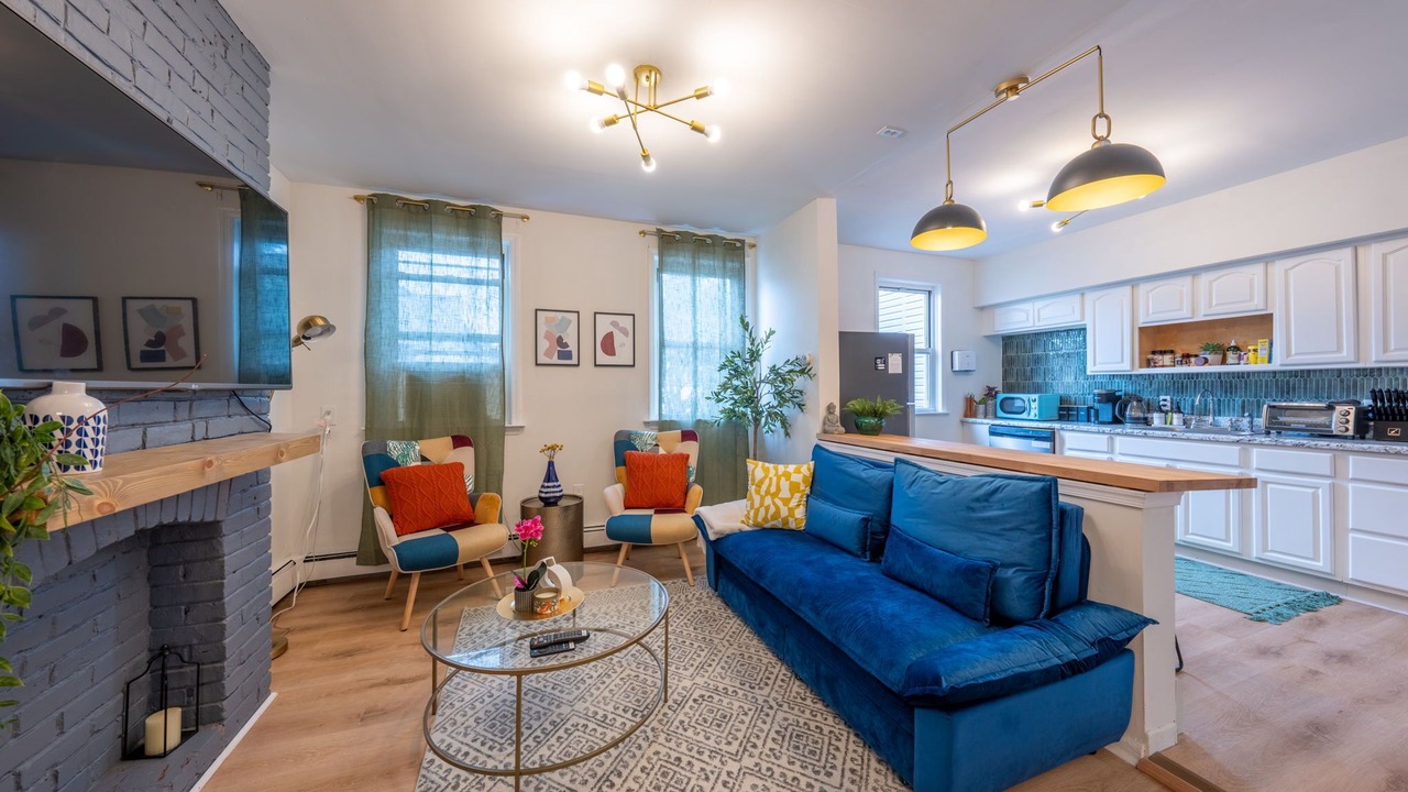 Photo of Livingroom in The Heights