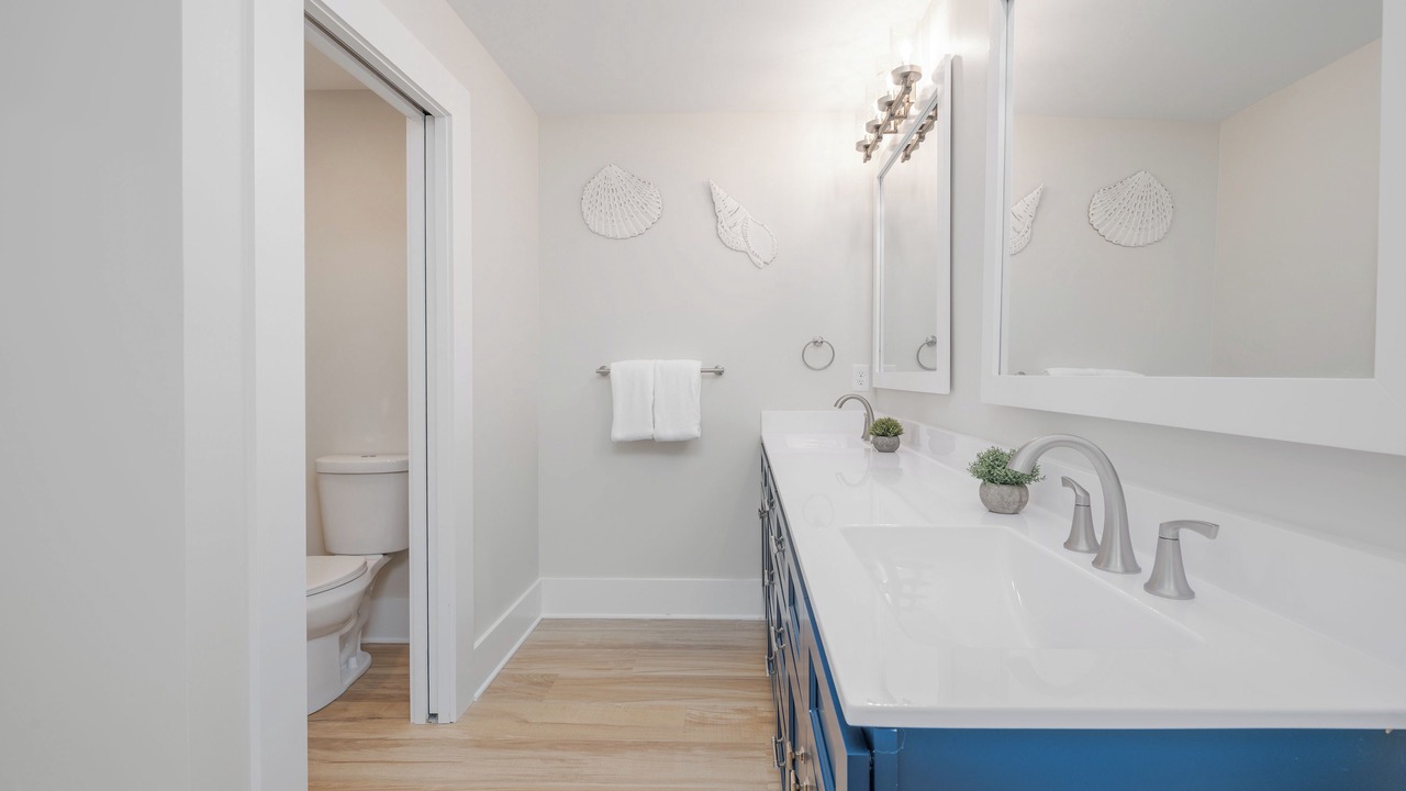 Photo of Bathroom in Bethany Beach