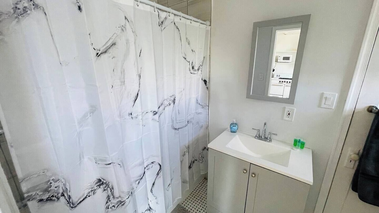 Photo of Bathroom in Elkins Park