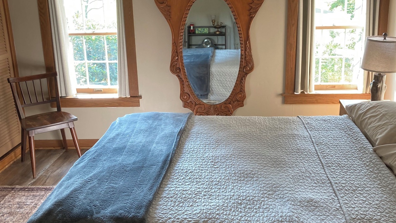 Photo of Bedroom in Foxburg