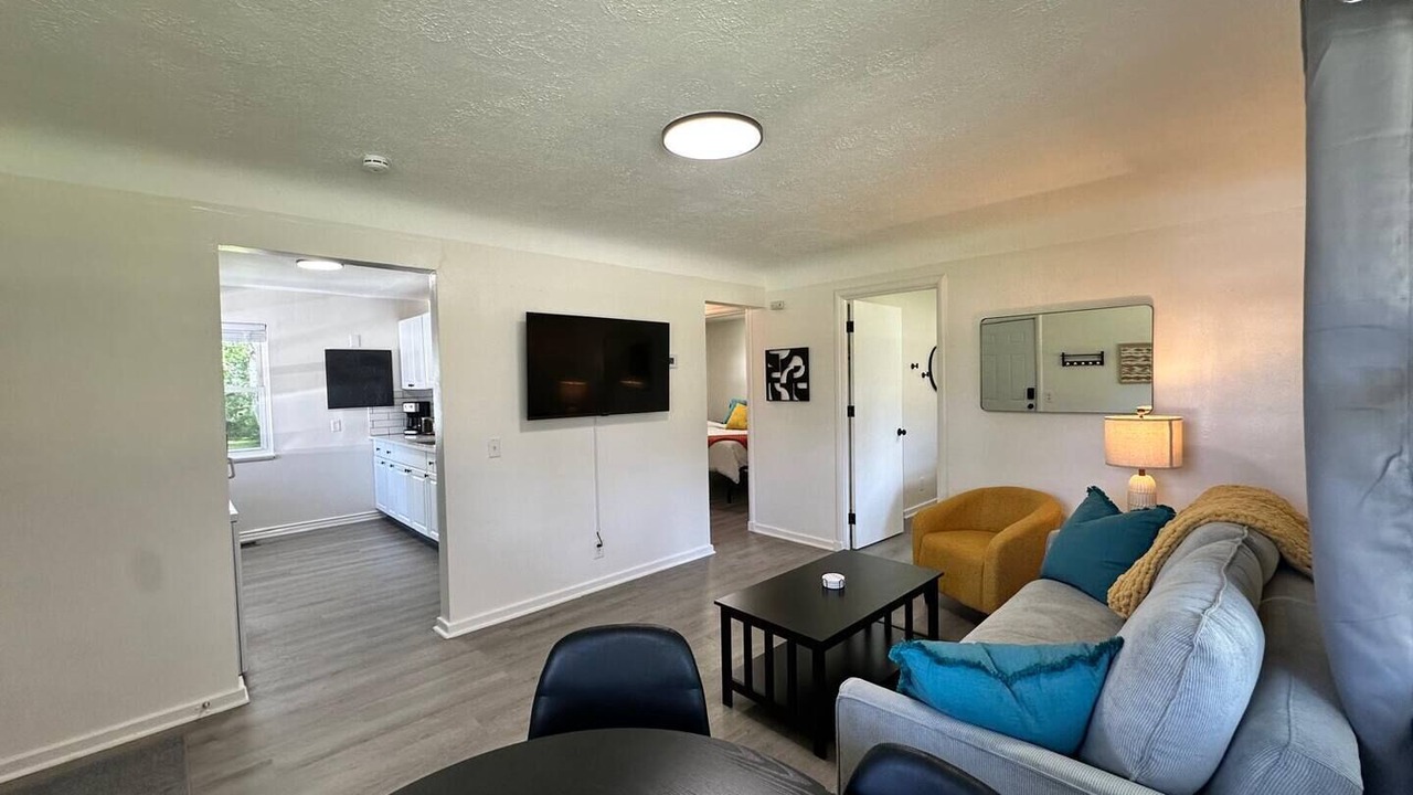 Photo of Livingroom in Berea