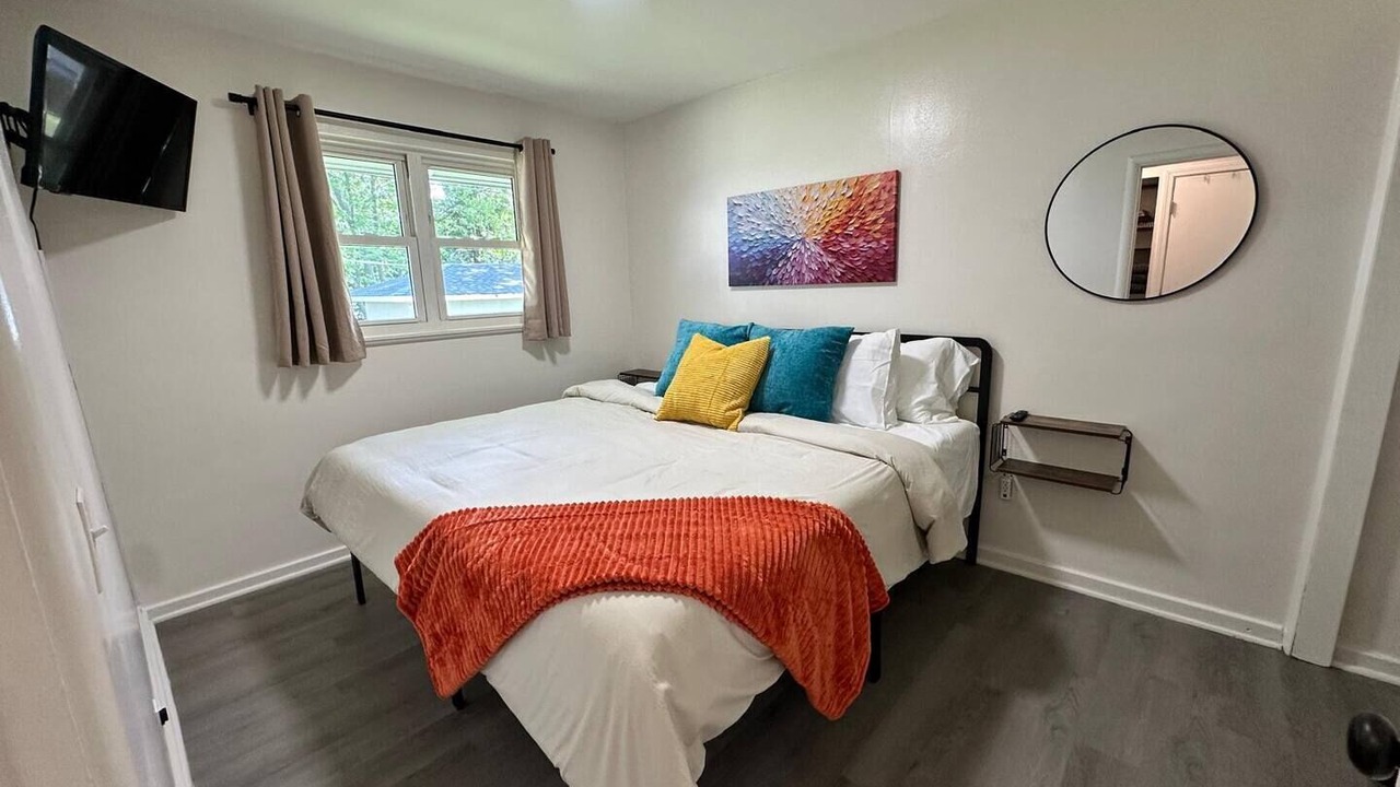 Photo of Bedroom in Berea