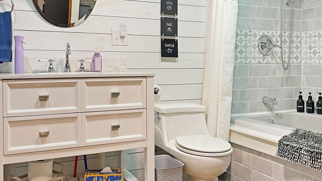Photo of Bathroom in Perrysville