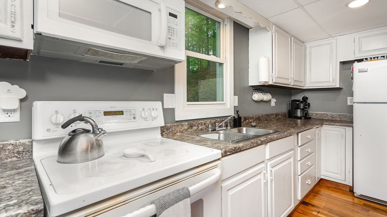 Photo of Kitchen in Perrysville