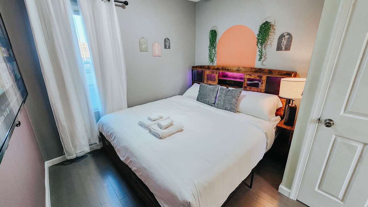 Photo of Bedroom in Poplar