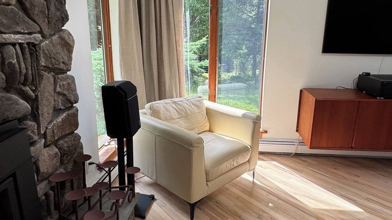 Photo of Livingroom in Jeffersonville