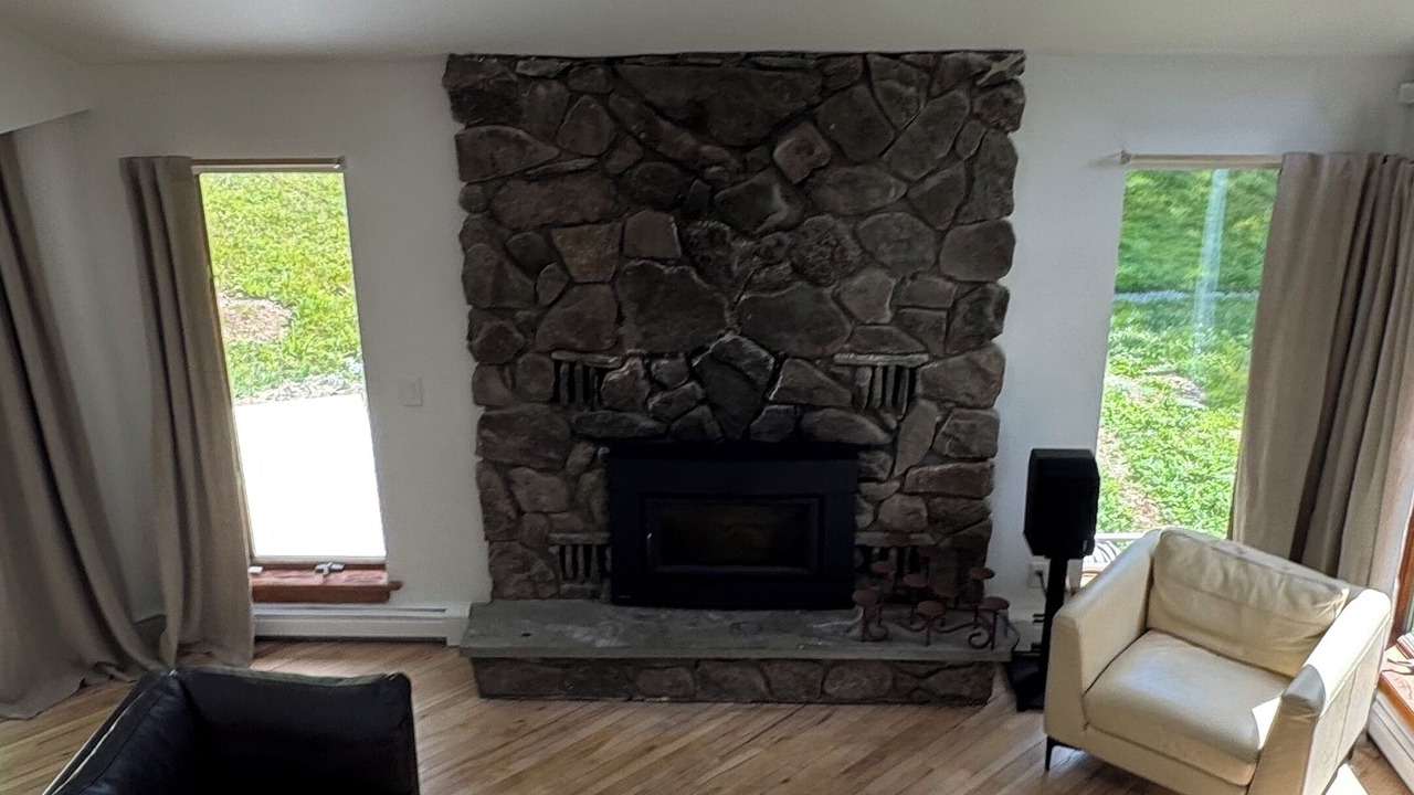 Photo of Livingroom in Jeffersonville