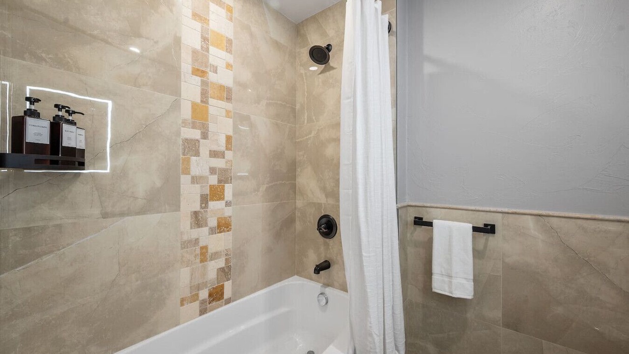 Photo of Bathroom in Shadyside
