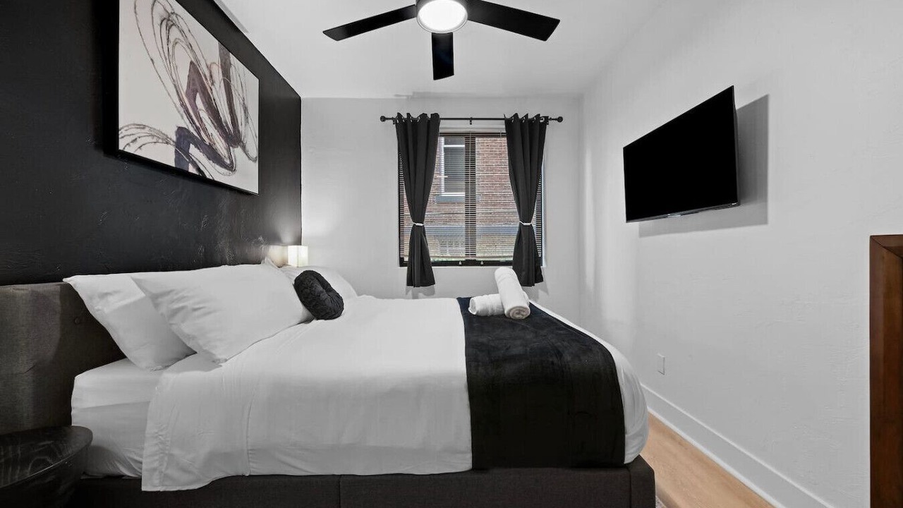 Photo of Bedroom in Shadyside