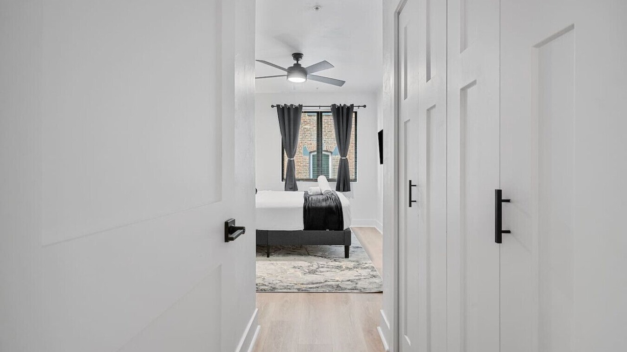 Photo of Bedroom in Shadyside