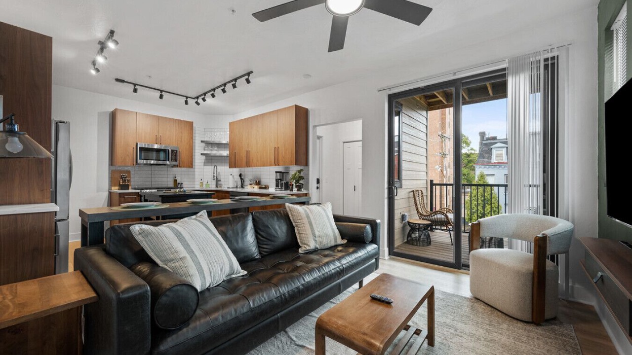 Photo of Livingroom in Shadyside