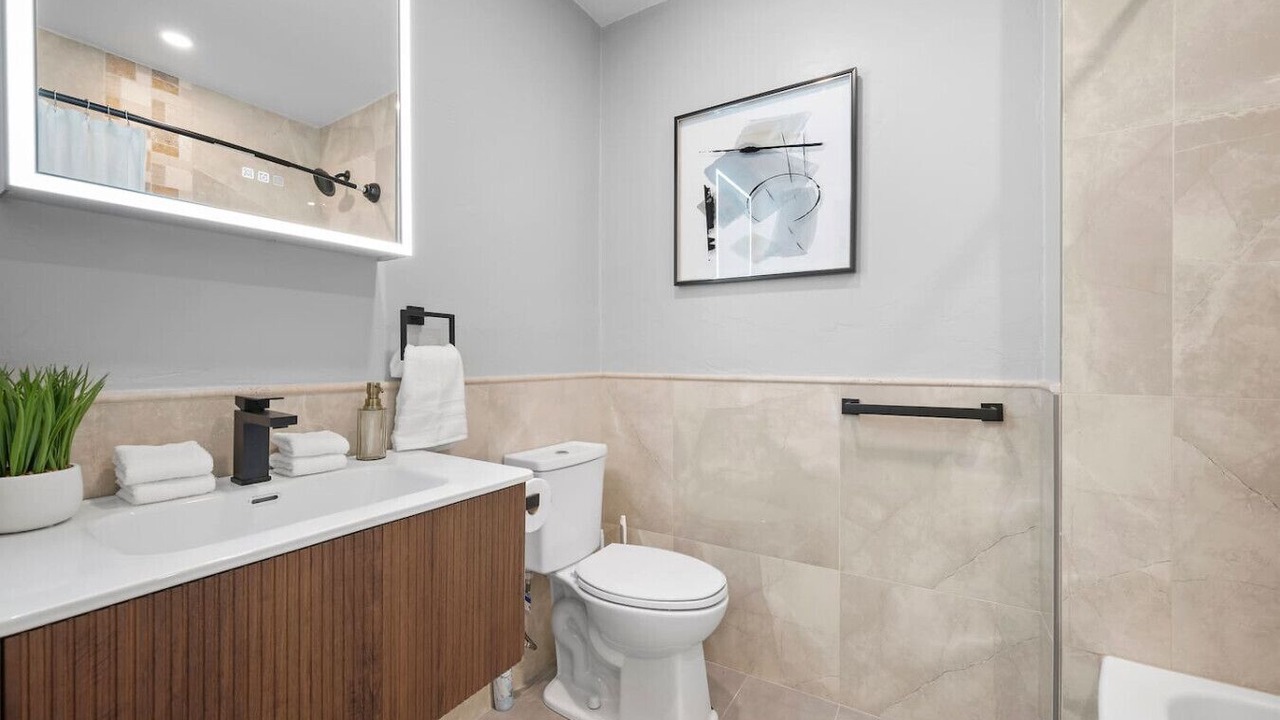Photo of Bathroom in Shadyside