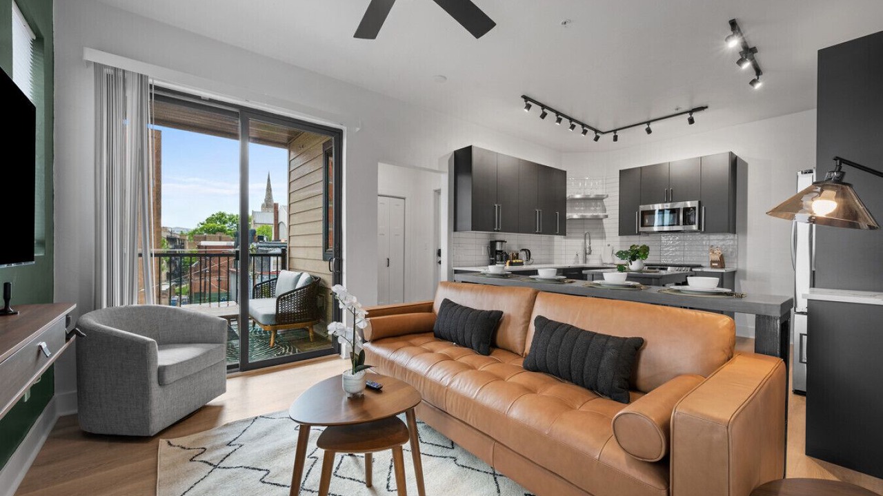 Photo of Livingroom in Shadyside