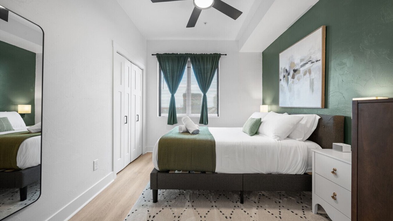 Photo of Bedroom in Shadyside