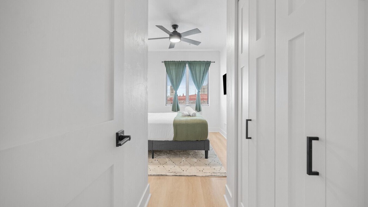 Photo of Bedroom in Shadyside