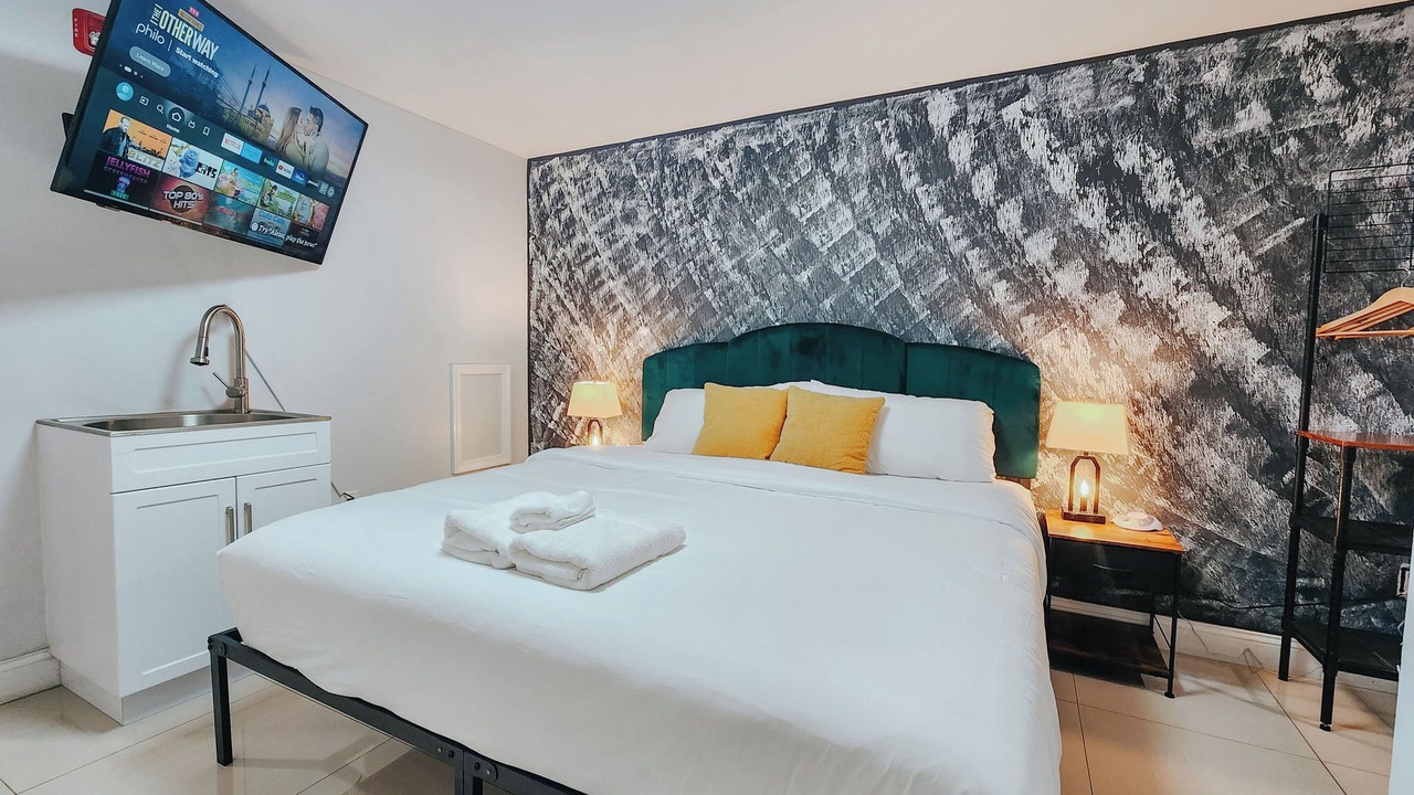 Photo of Bedroom in Center City