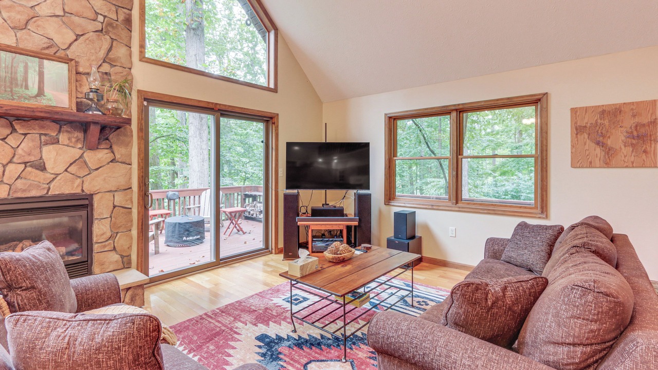 Photo of Livingroom in Great Cacapon