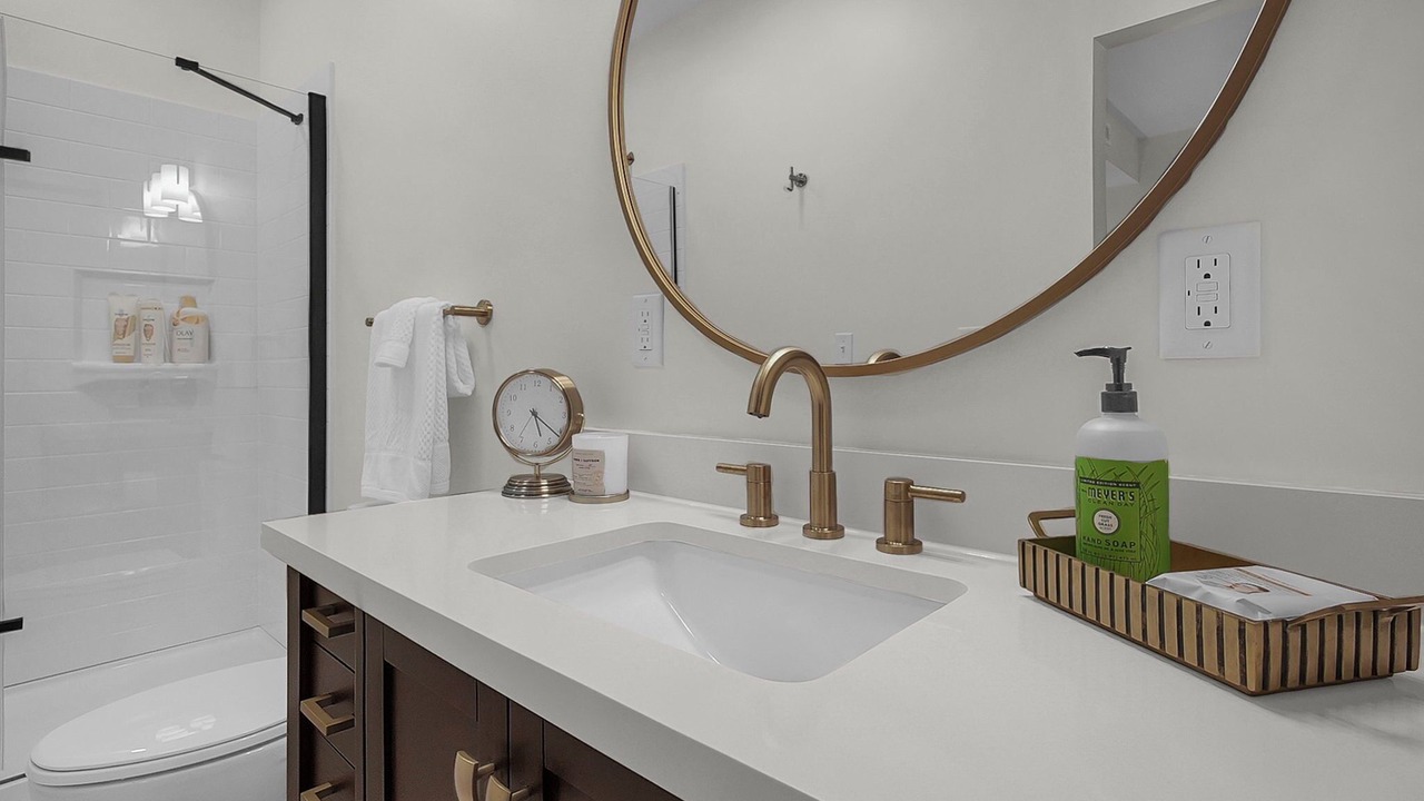 Photo of Bathroom in Tarlton