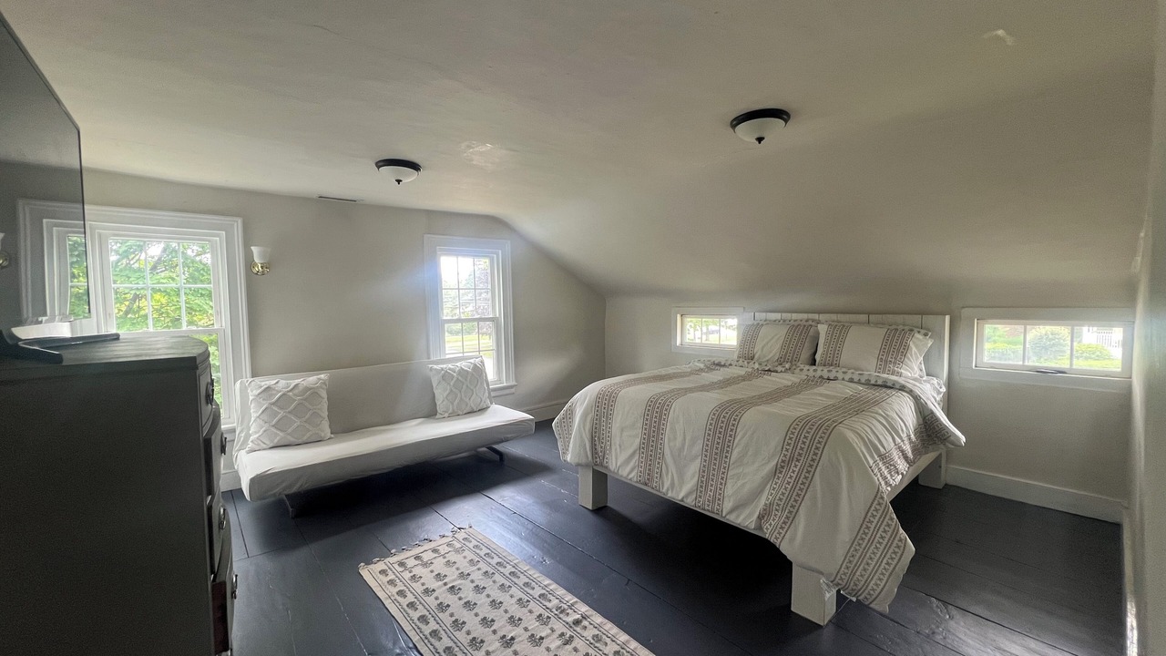Photo of Bedroom in Kenvil