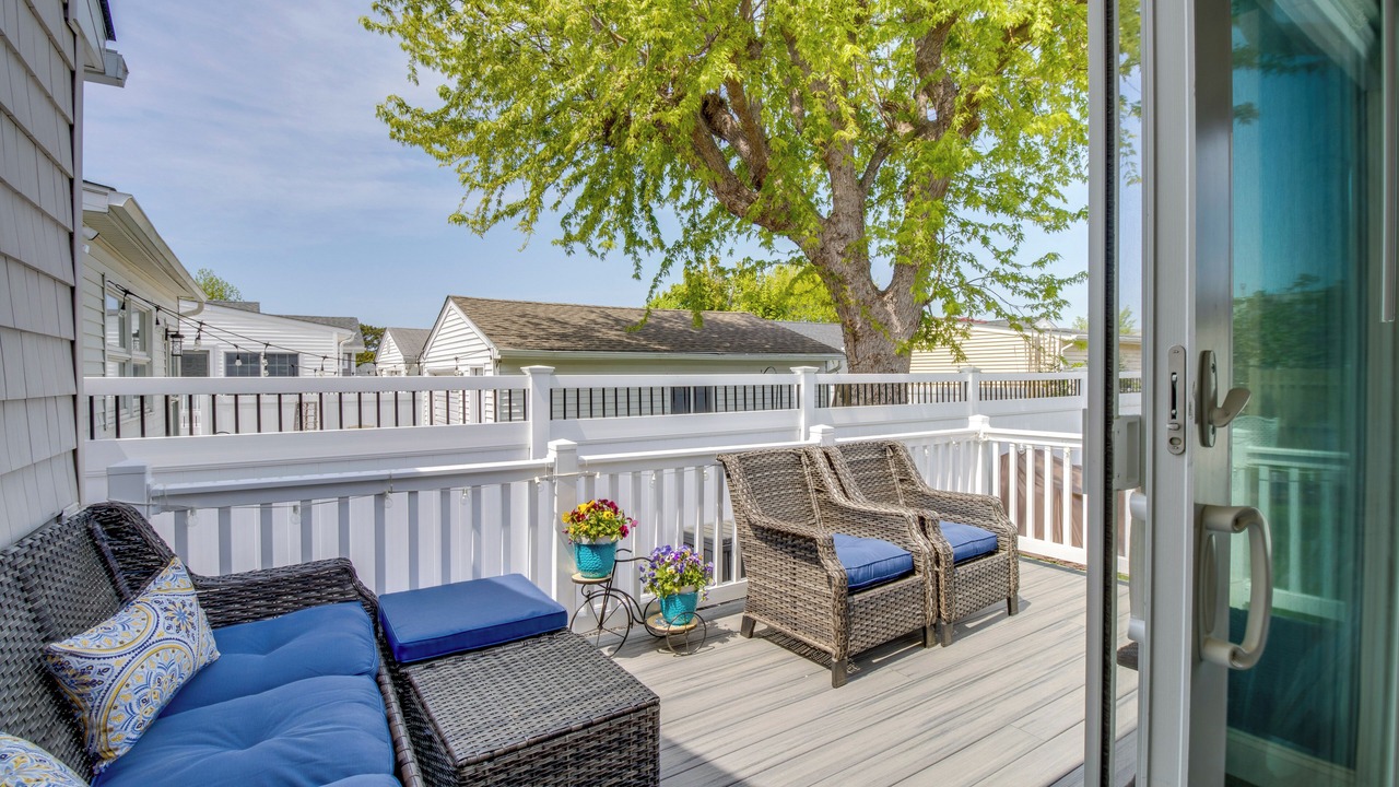 Photo of Patio Balcony in Village Green