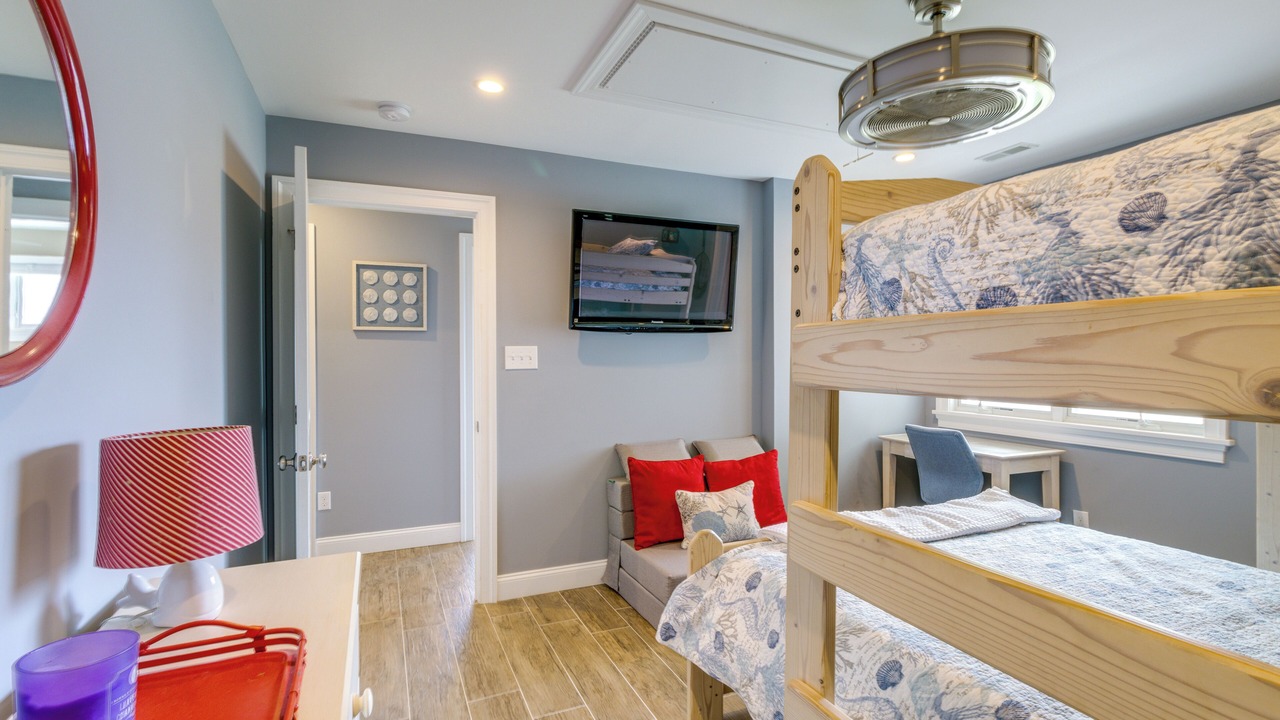 Photo of Bedroom in Village Green