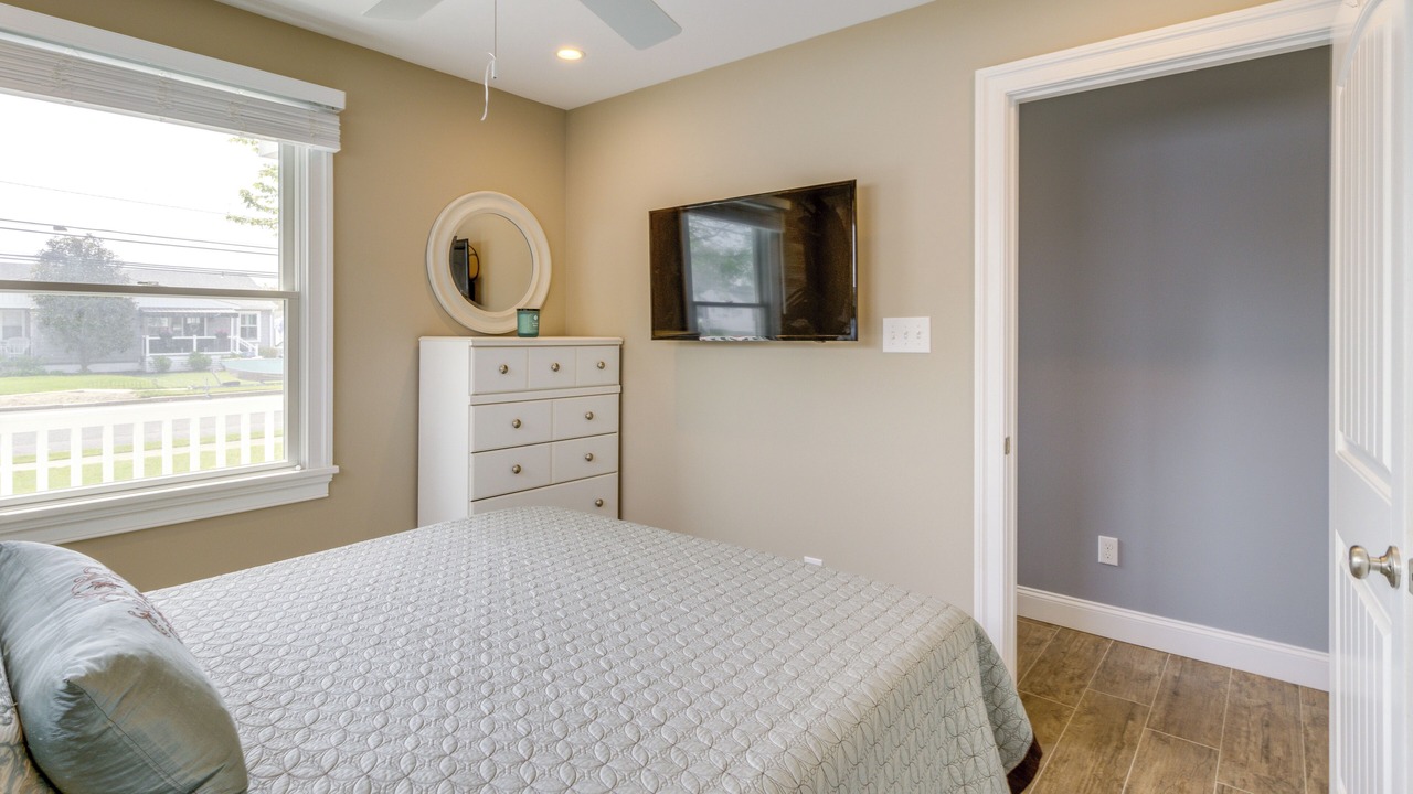 Photo of Bedroom in Village Green