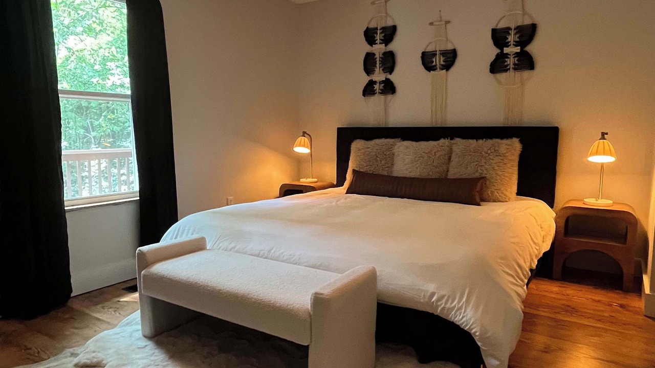 Photo of Bedroom in Logan