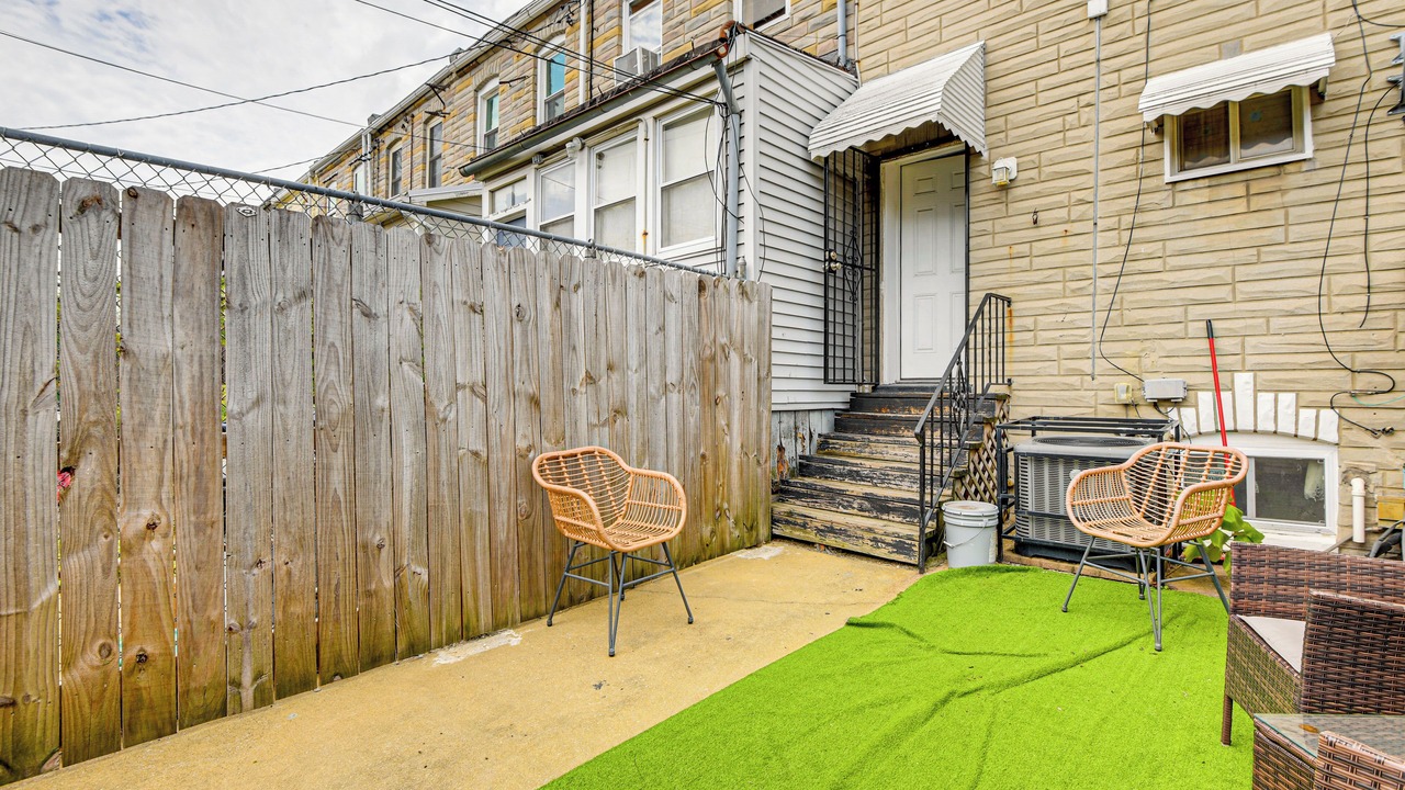 Photo of Patio Balcony in Downtown Baltimore