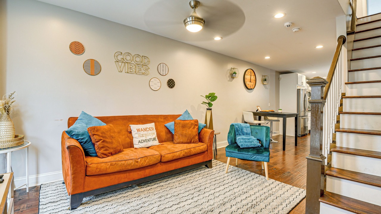 Photo of Livingroom in Downtown Baltimore
