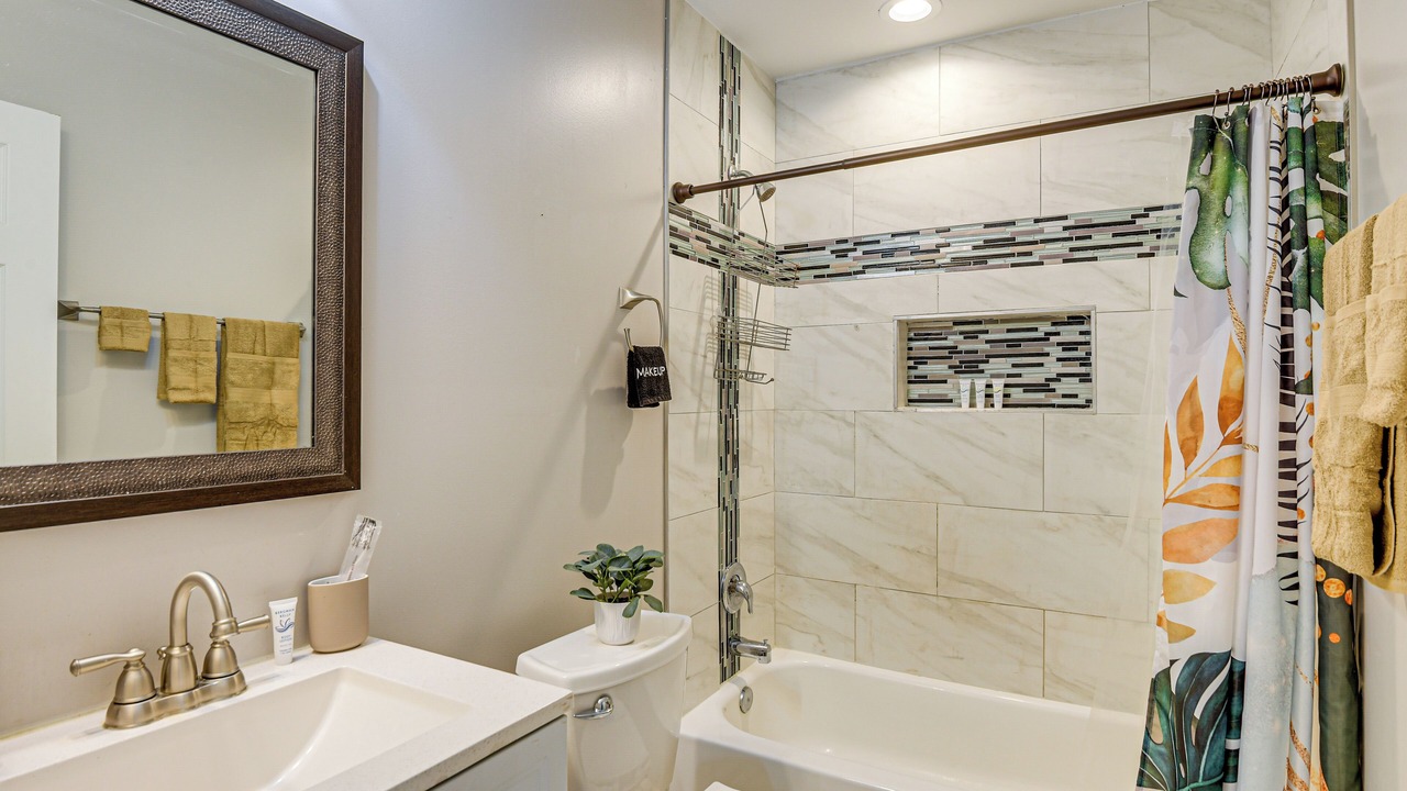 Photo of Bathroom in Downtown Baltimore