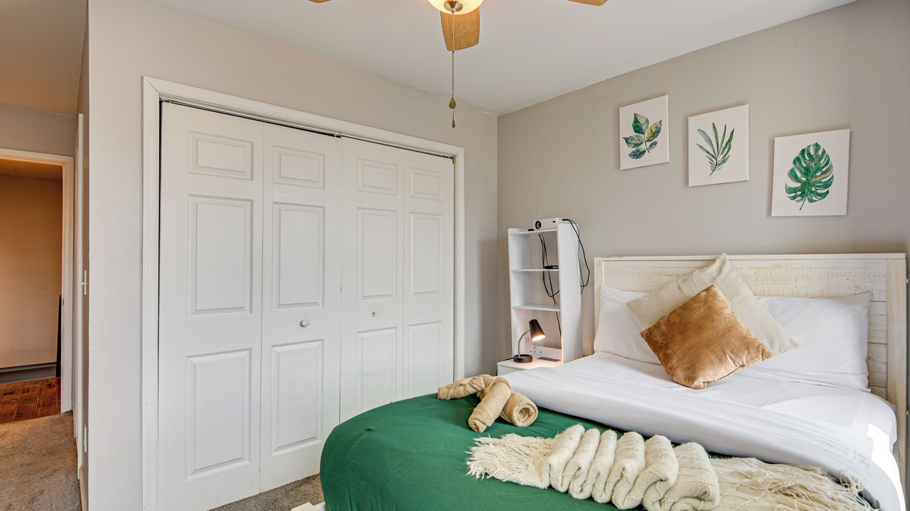 Photo of Bedroom in Downtown Baltimore