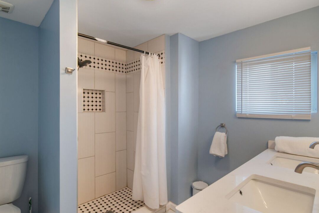 Photo of Bathroom in Olde Towne East