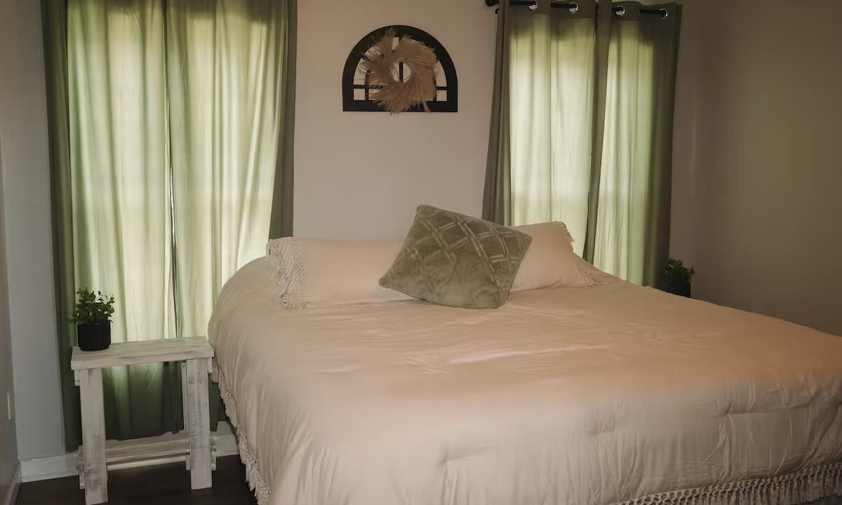 Photo of Bedroom in Bluewell
