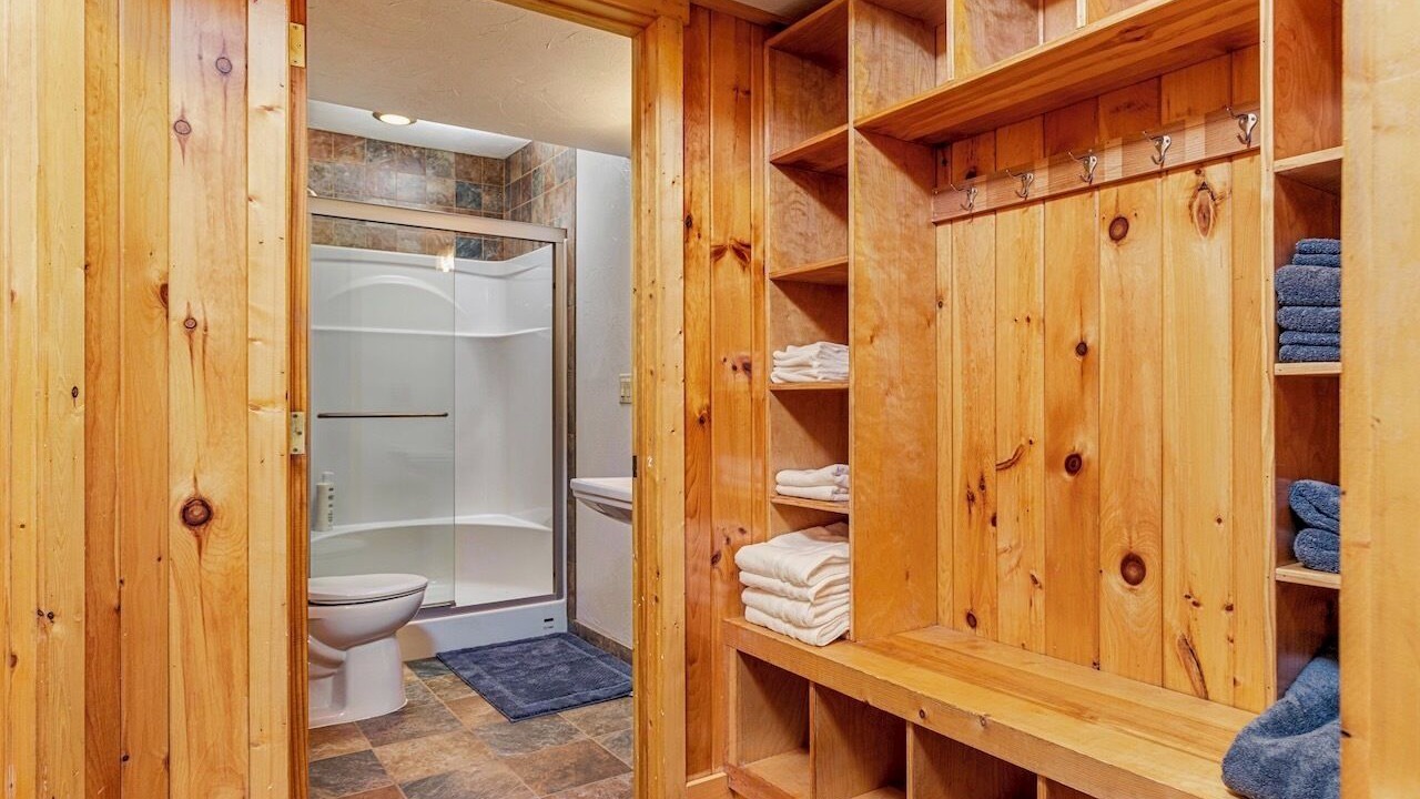 Photo of Bathroom in New Market
