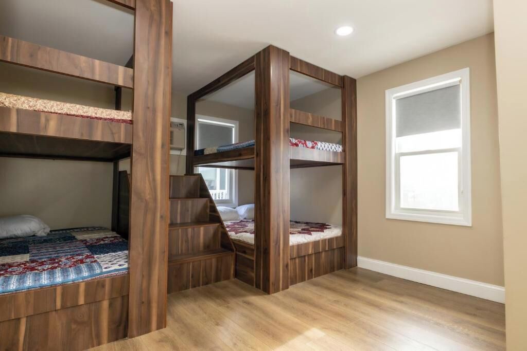 Photo of Bedroom in Seaside Heights