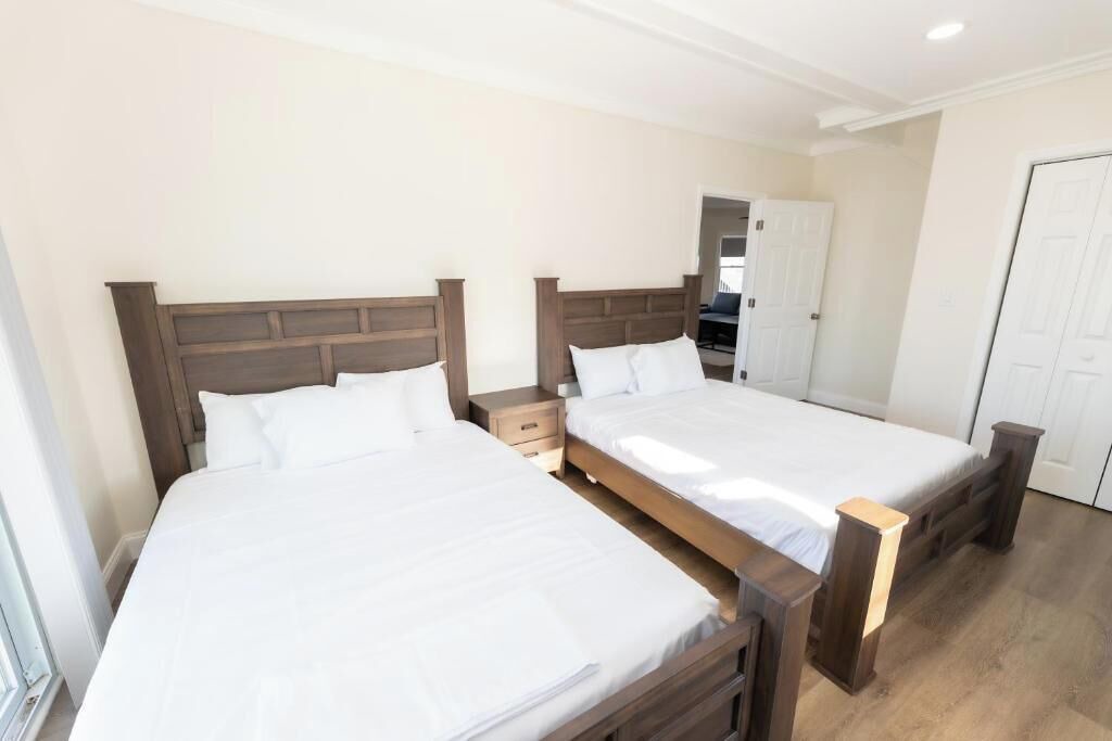 Photo of Bedroom in Seaside Heights