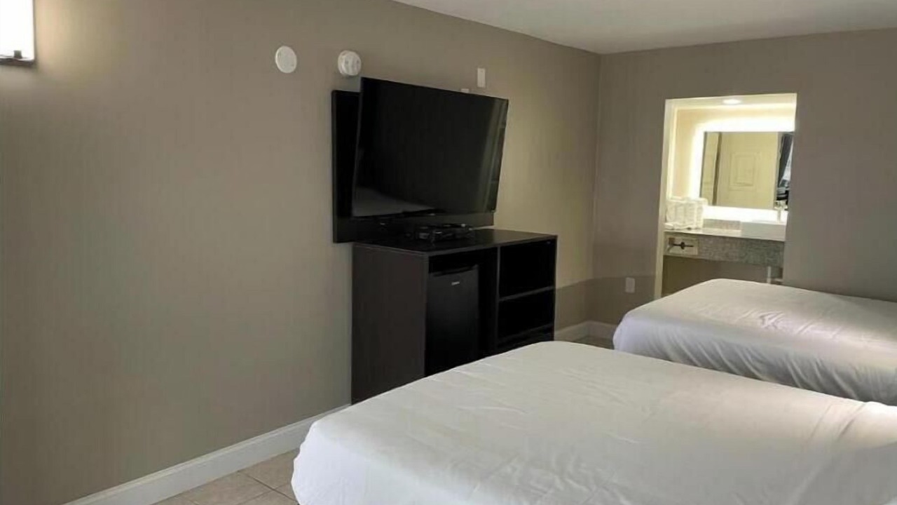 Photo of Bedroom in Seaside Heights