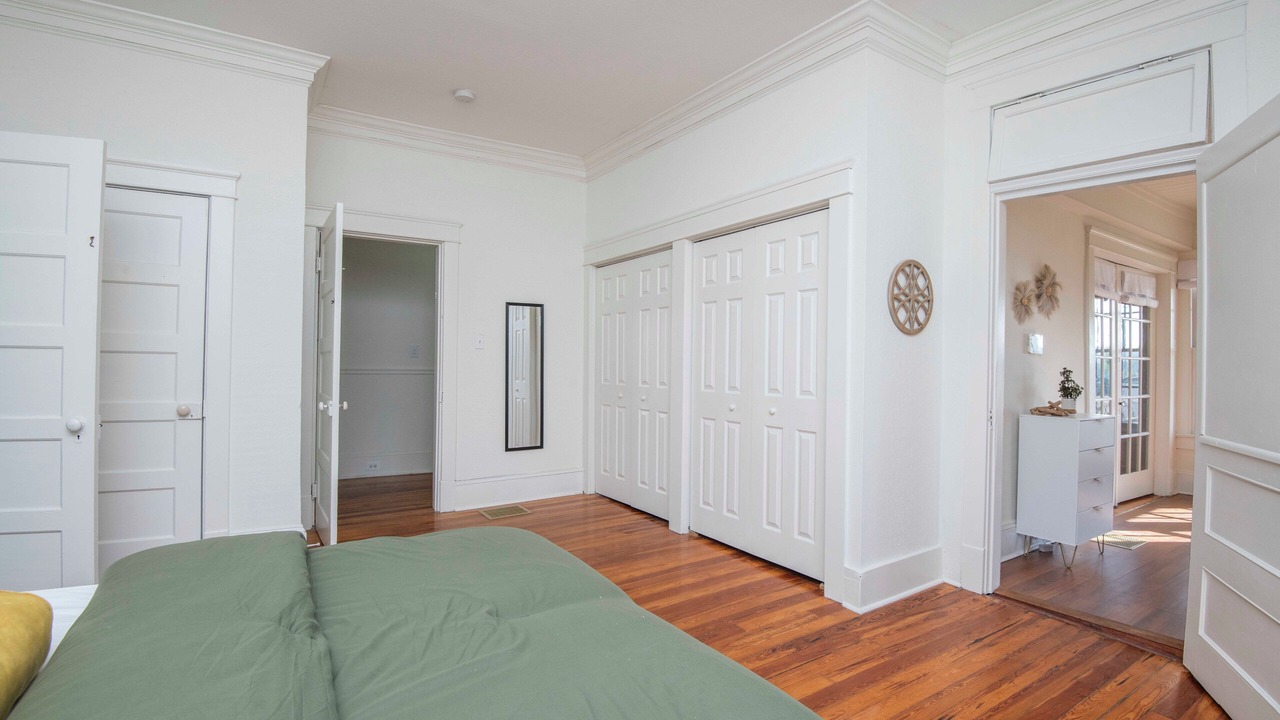 Photo of Bedroom in La Follette