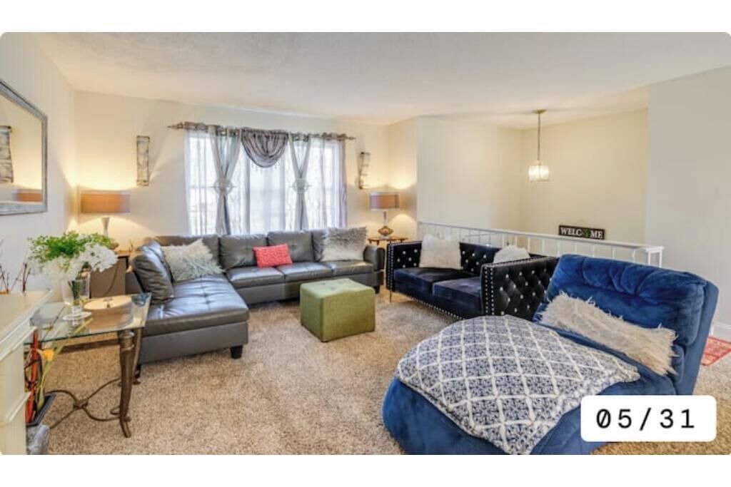 Photo of Livingroom in Oxon Hill-Glassmanor