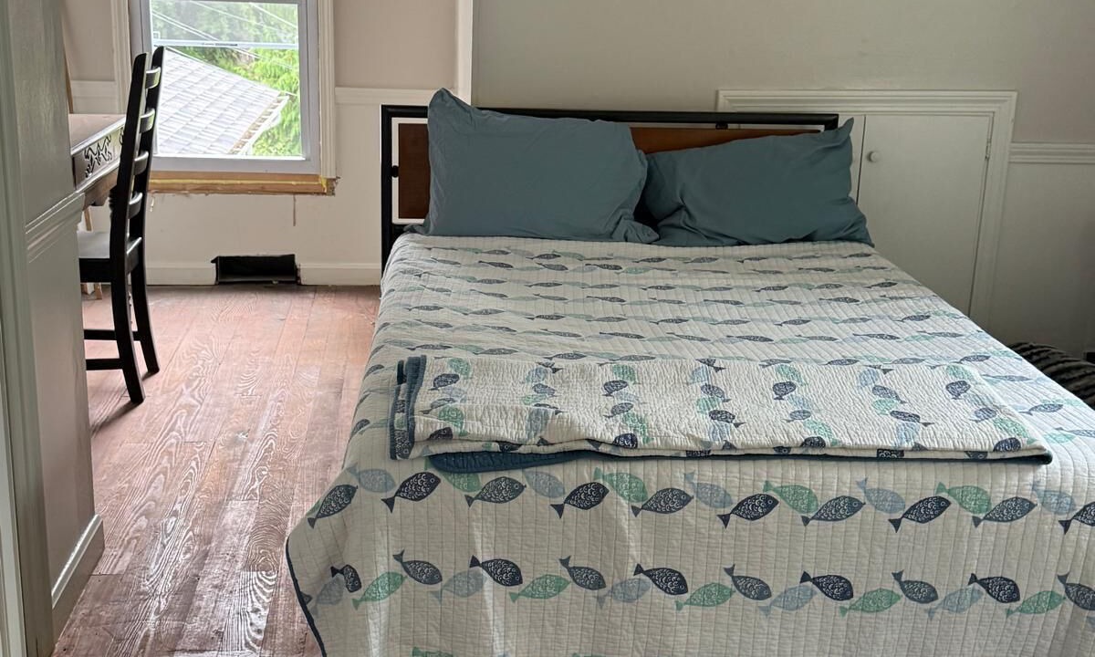 Photo of Bedroom in Madison - Lakeland