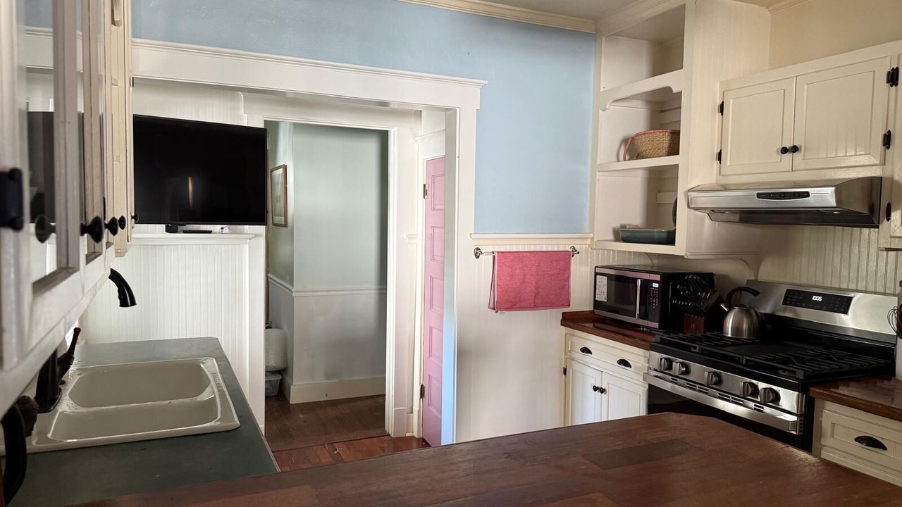 Photo of Kitchen in Madison - Lakeland
