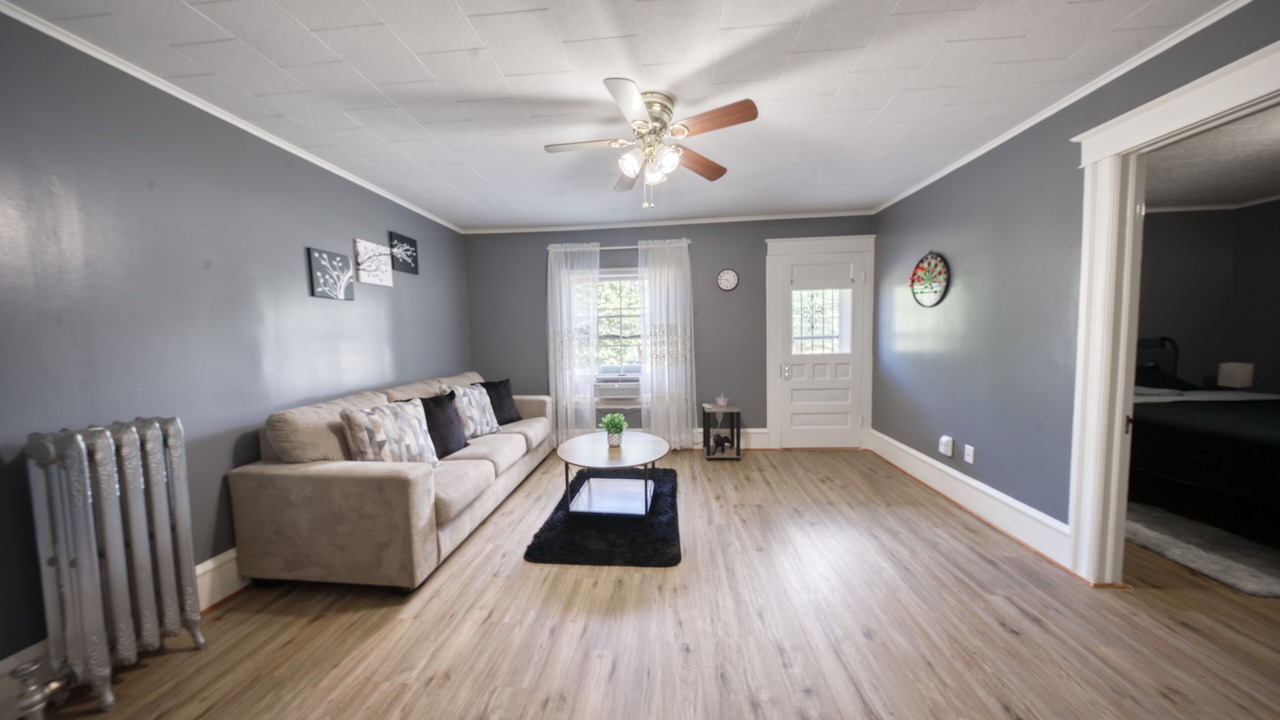 Photo of Livingroom in Carbondale