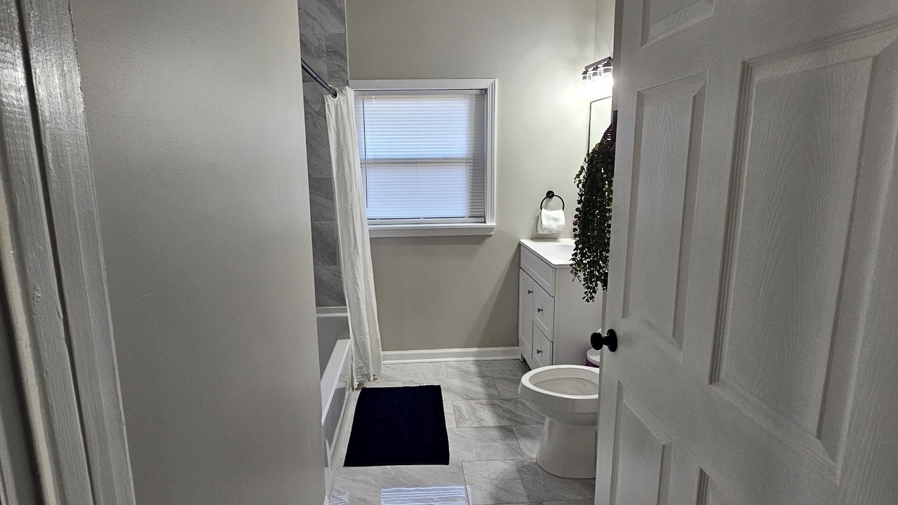 Photo of Bathroom in University District
