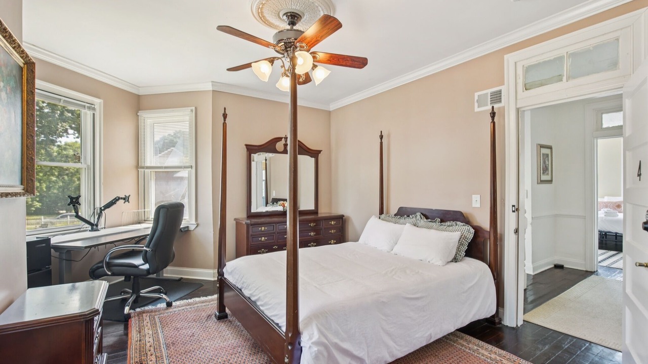 Photo of Bedroom in Irvington