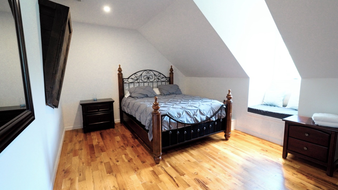 Photo of Bedroom in Hewitt