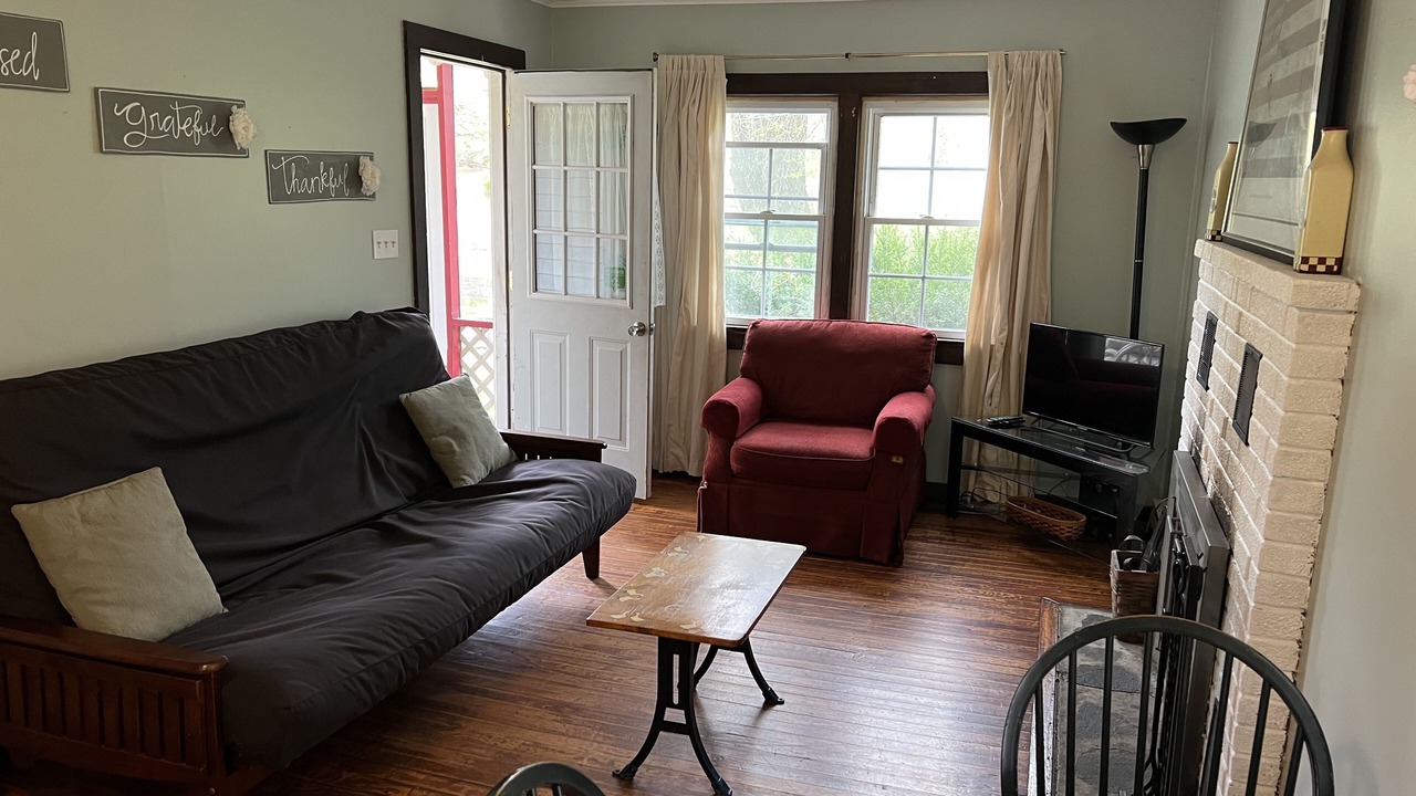 Photo of Livingroom in East Stroudsburg