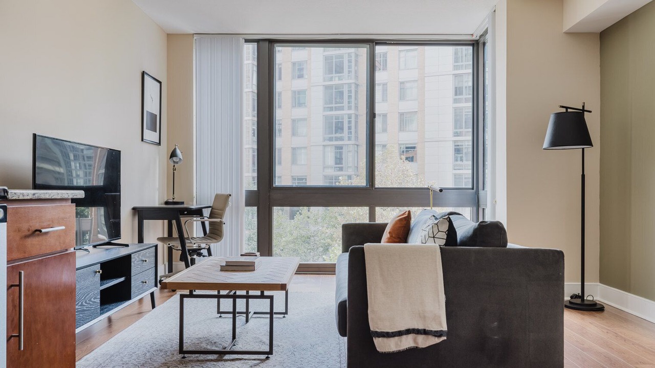 Photo of Livingroom in Mount Vernon Triangle